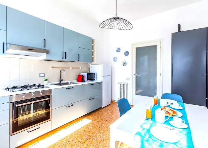 Hostly - Family Stresa Appartamento